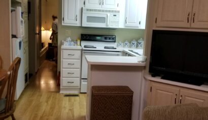 Kitchen Lot 827