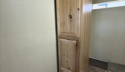 Cabinet 2